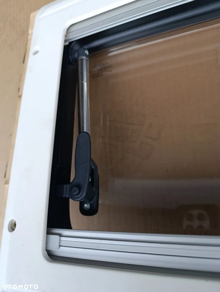 DOMETIC SZYBA OKNO UCHYLNE ROLETA - 6
