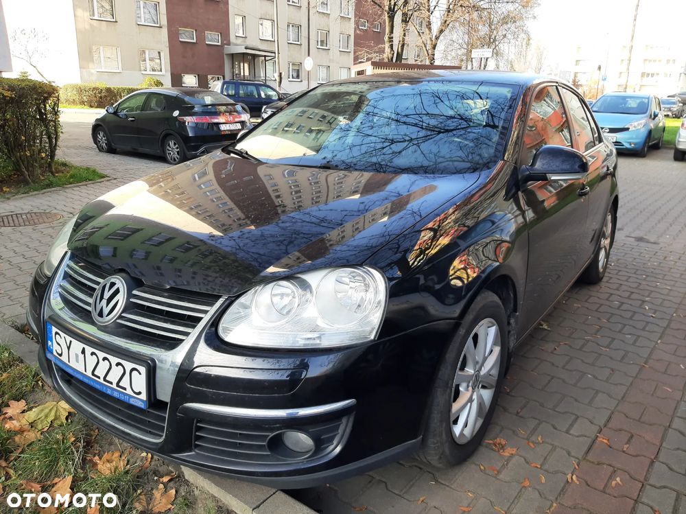 Volkswagen Jetta 1.6 TDI DPF Trendline - 9