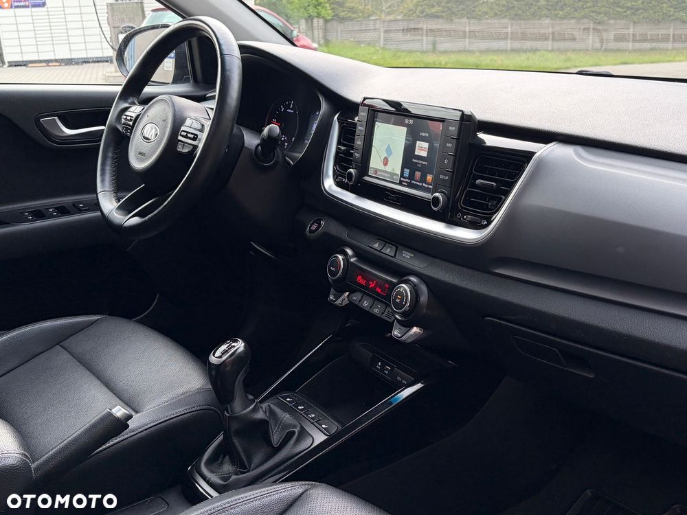 Kia Stonic 1.6 CRDi Platinum Edition - 9