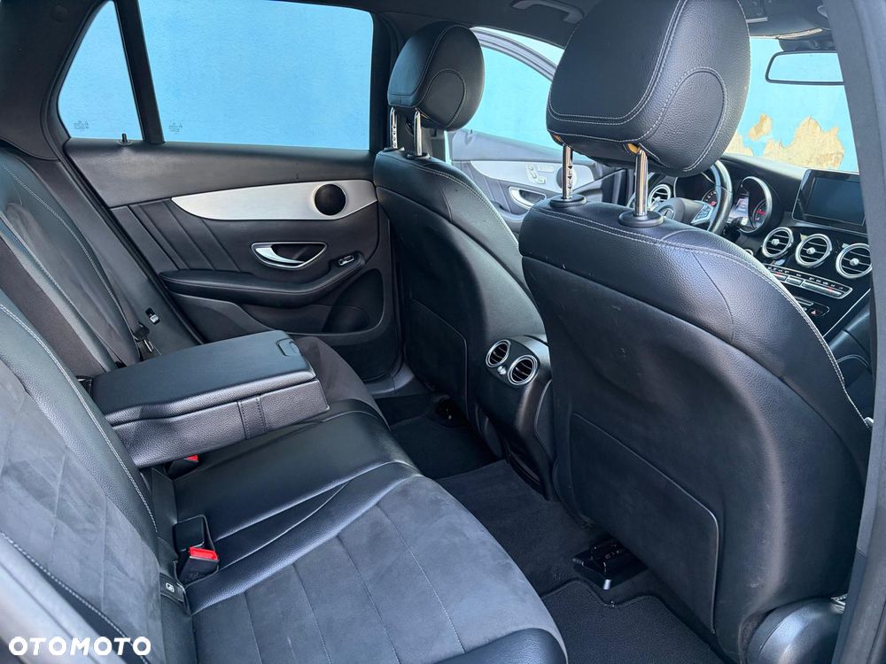 Mercedes-Benz GLC 220 d 4Matic 9G-TRONIC - 28