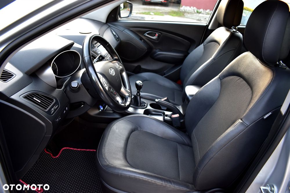 Hyundai ix35 1.6 2WD Style - 19