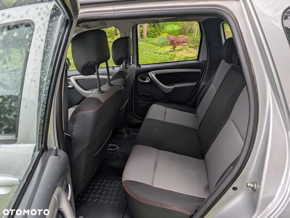 Dacia Duster 1.5 dCi Laureate 4x4 - 12