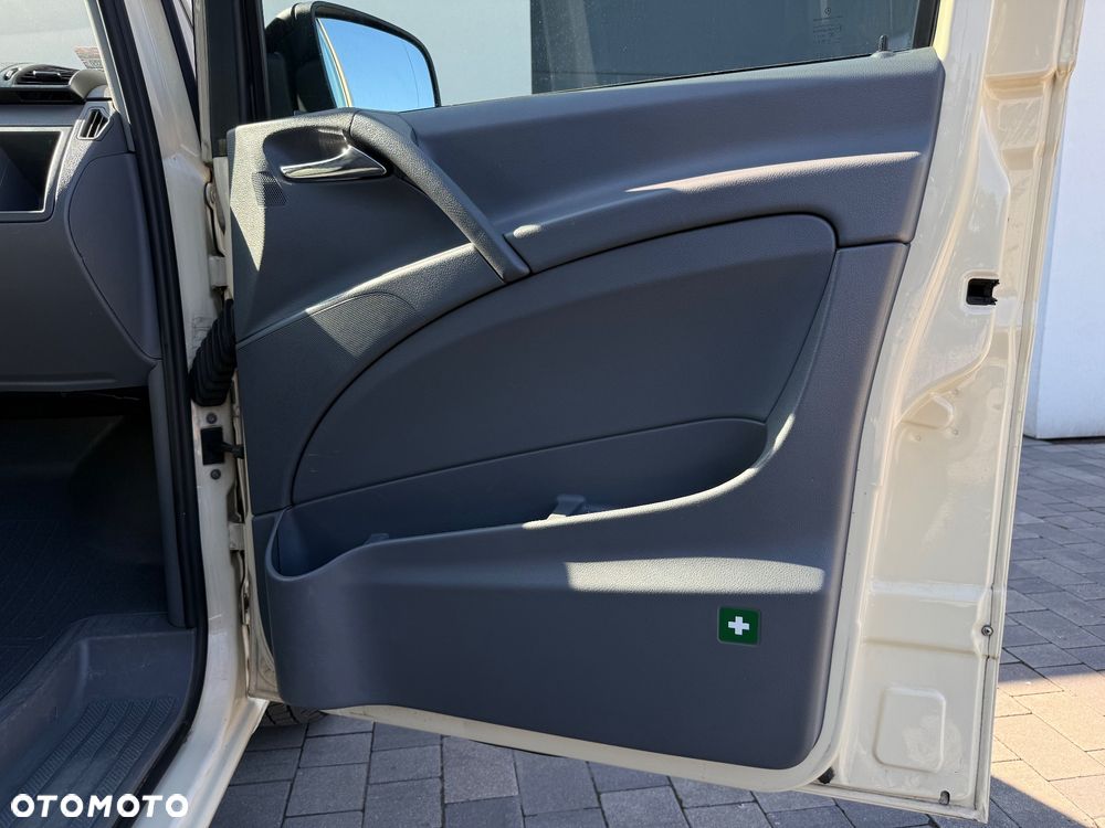 Mercedes-Benz Vito - 26