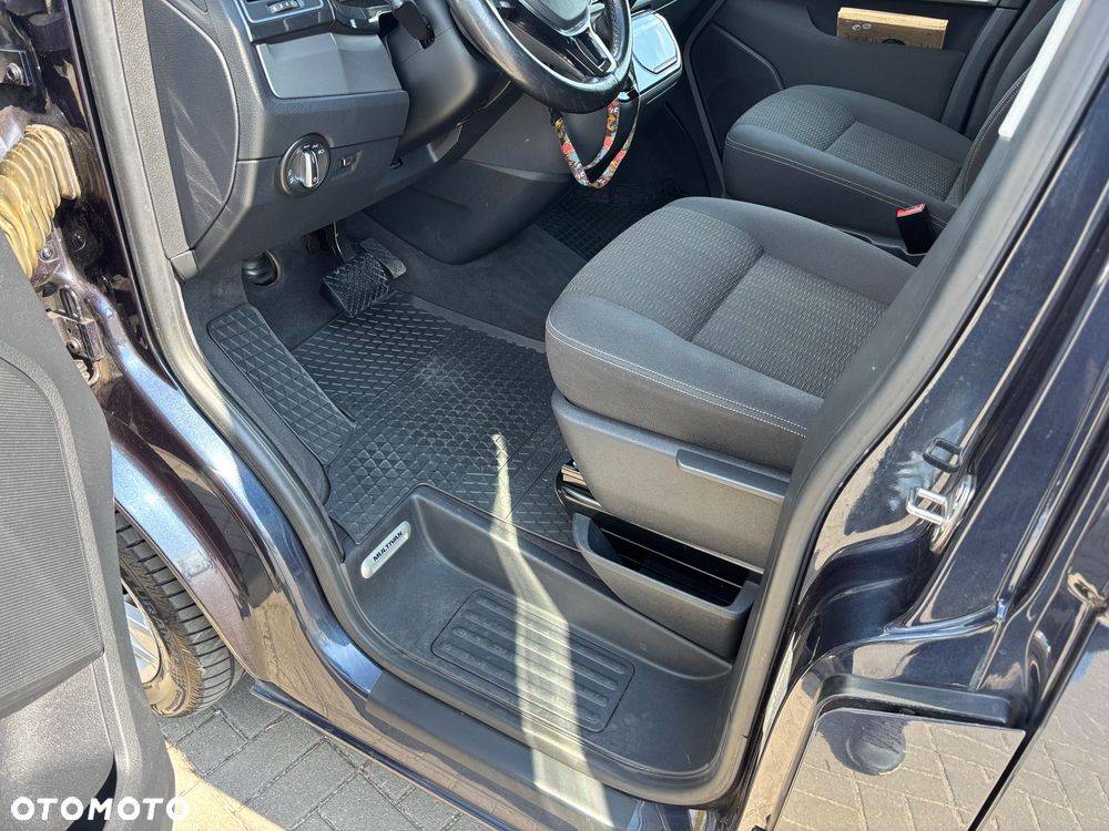 Volkswagen Multivan 2.0 TDI L1 Comfortline DSG - 22