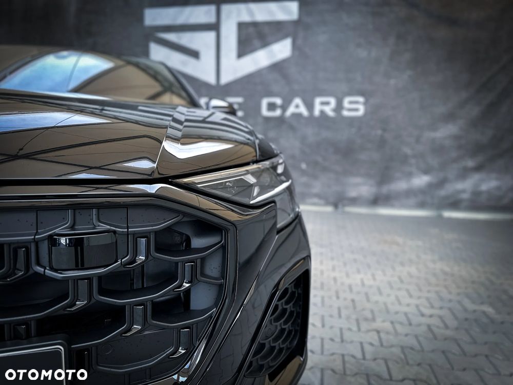 Audi Q8 - 9