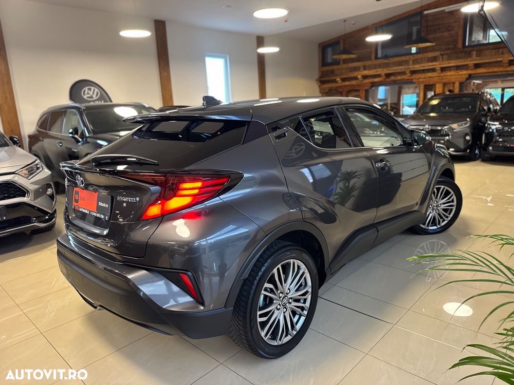 Toyota C-HR Style - 4