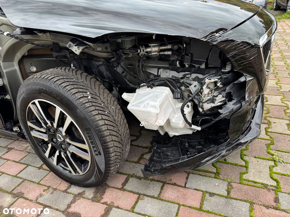 Volvo V40 Cross Country - 25