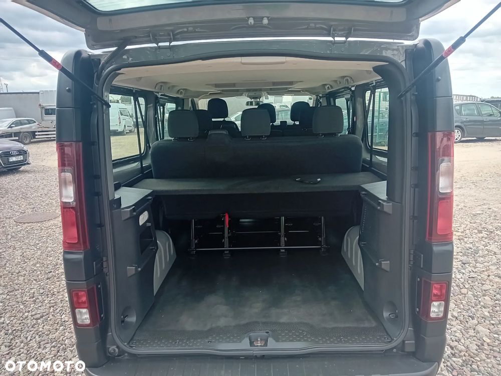 Opel Vivaro - 9