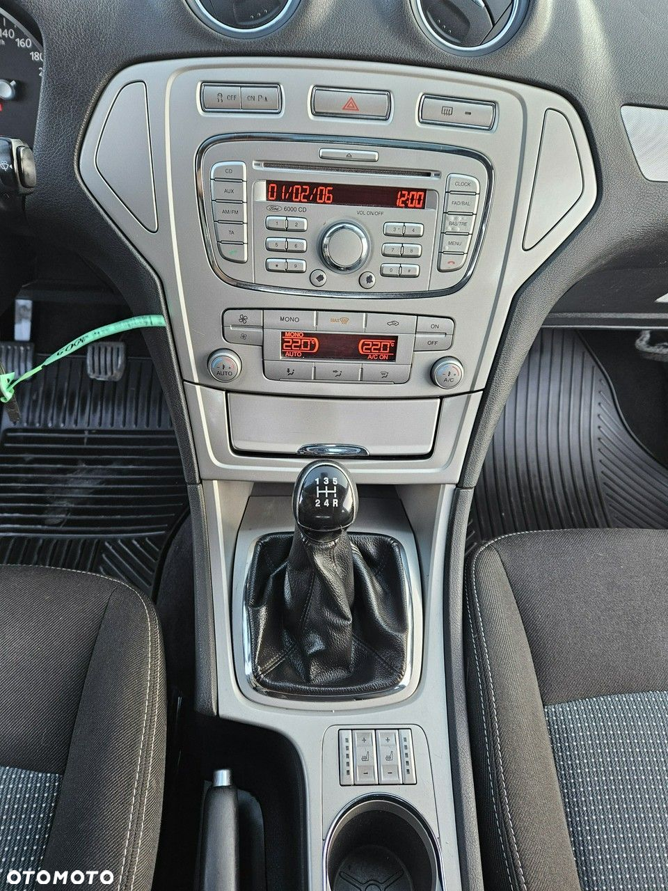 Ford Mondeo - 13