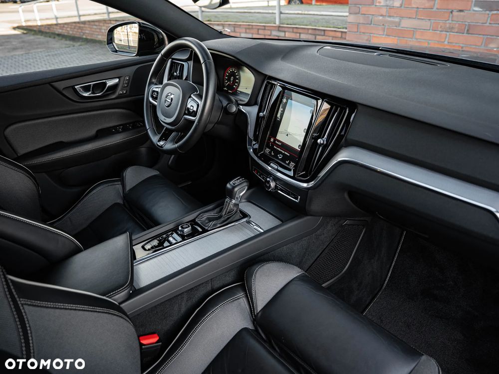 Volvo S60 T4 Geartronic RDesign - 25