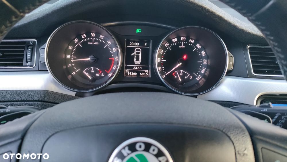Skoda Superb 2.0 TDI DSG Elegance - 15
