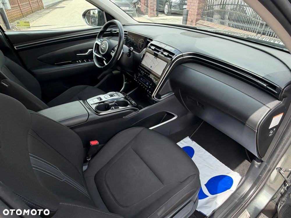 Hyundai Tucson 1.6 T-GDi HEV Executive 4WD - 12