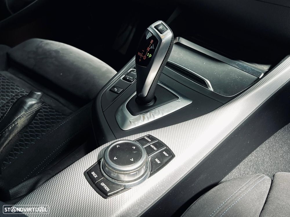 BMW 116 d Pack M Auto - 31