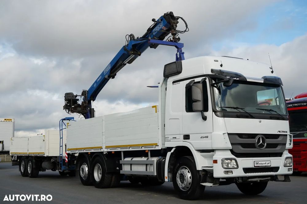 Mercedes-Benz / ACTROS 2548 / 6x2 / Combinație platformă rabatabilă - 6,5 m / Axă liftantă / + HDS FASSI / Rază de acțiune: 10,85 m / FIFTH FIFTH FIRST REAR / ROTATOR / FURCĂ PENTRU PALEȚI / Remorcă 6,5 m / SAF / - 1