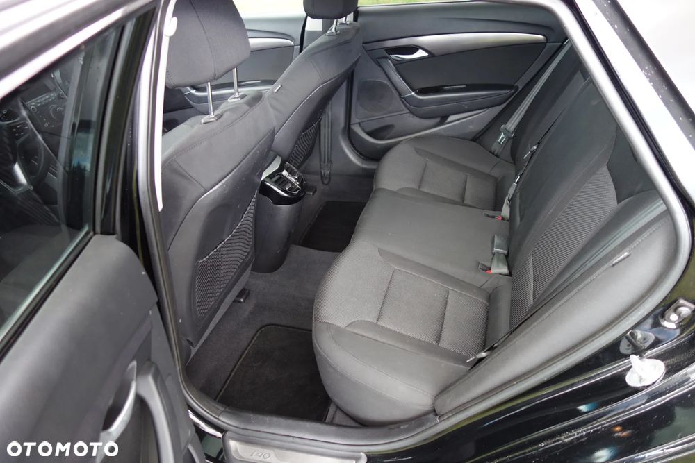 Hyundai i40 i40cw 1.7 CRDi Automatik Premium - 24