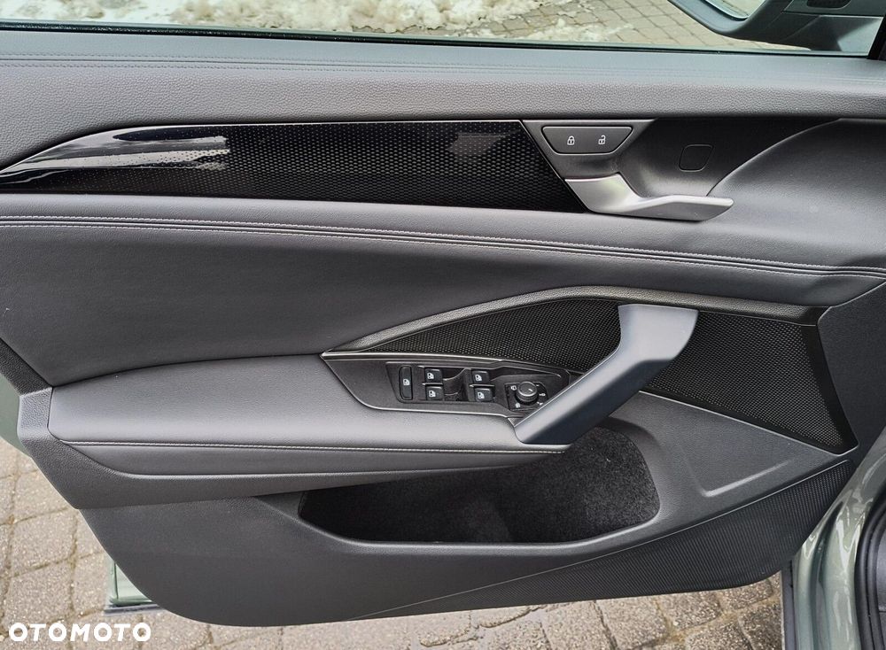 Volkswagen Tayron 2.0 TDI SCR 4Mot Elegance DSG - 25