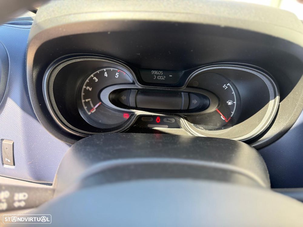 Opel Vivaro - 4