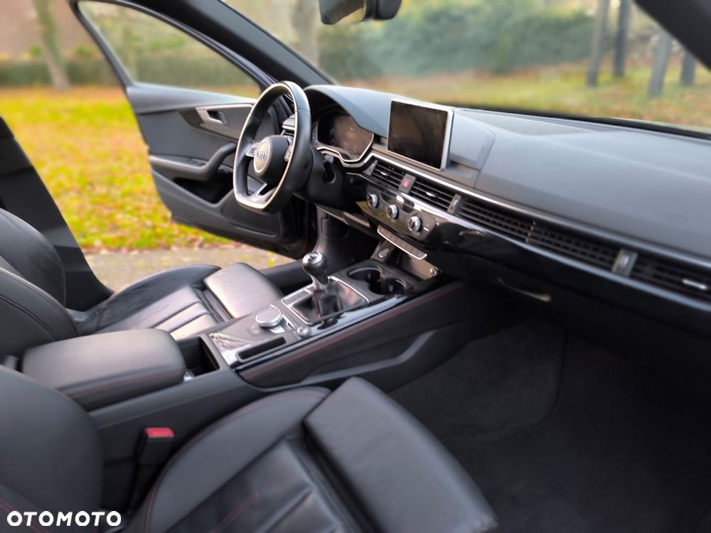 Audi A4 Avant 2.0 TFSI ultra Sport - 25