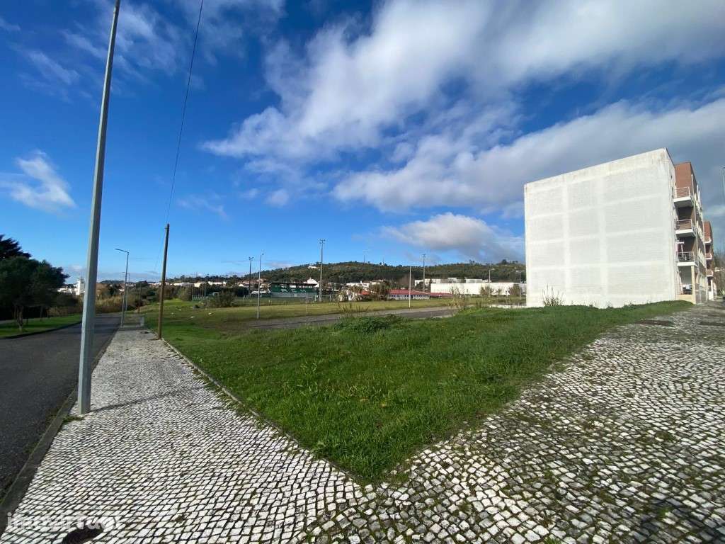 Terreno Urbano para Investimento - Construção Multifamiliar | Vista... - Grande imagem: 3/7
