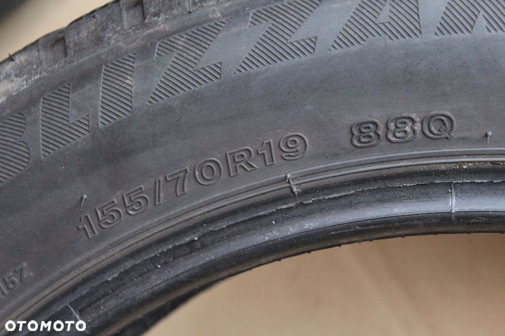 2x 155/70r19 bridgestone blizzak lm-500* 88q 17r 5mm - 5