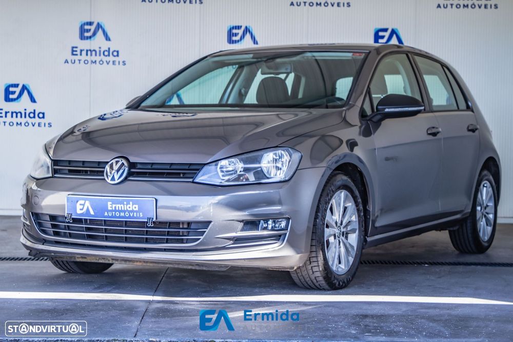VW Golf 1.6 TDi Confortline DSG - 4