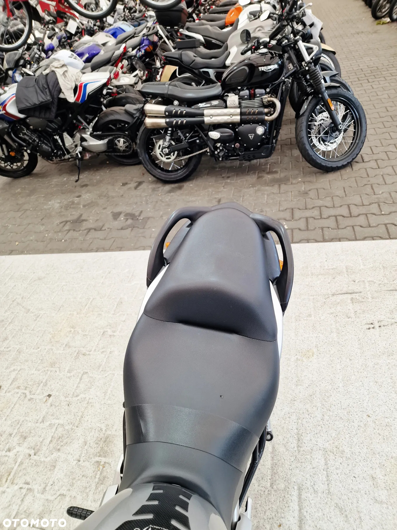 Kawasaki KLE - 28