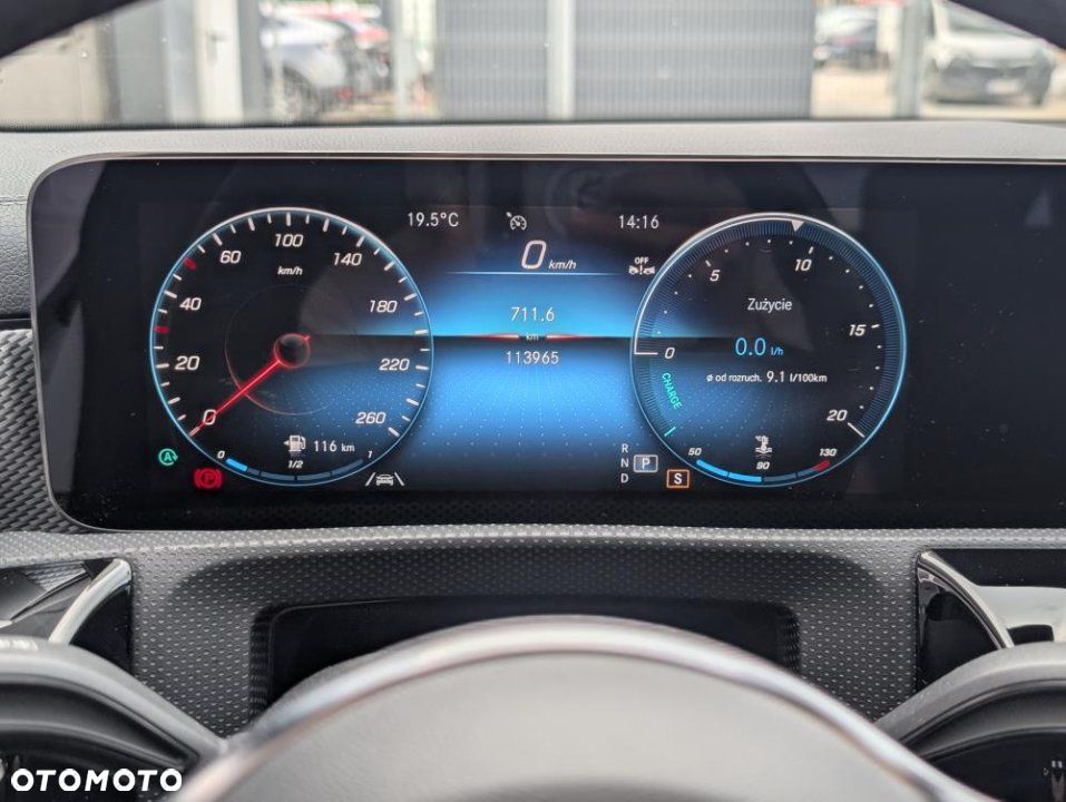 Mercedes-Benz CLA - 15