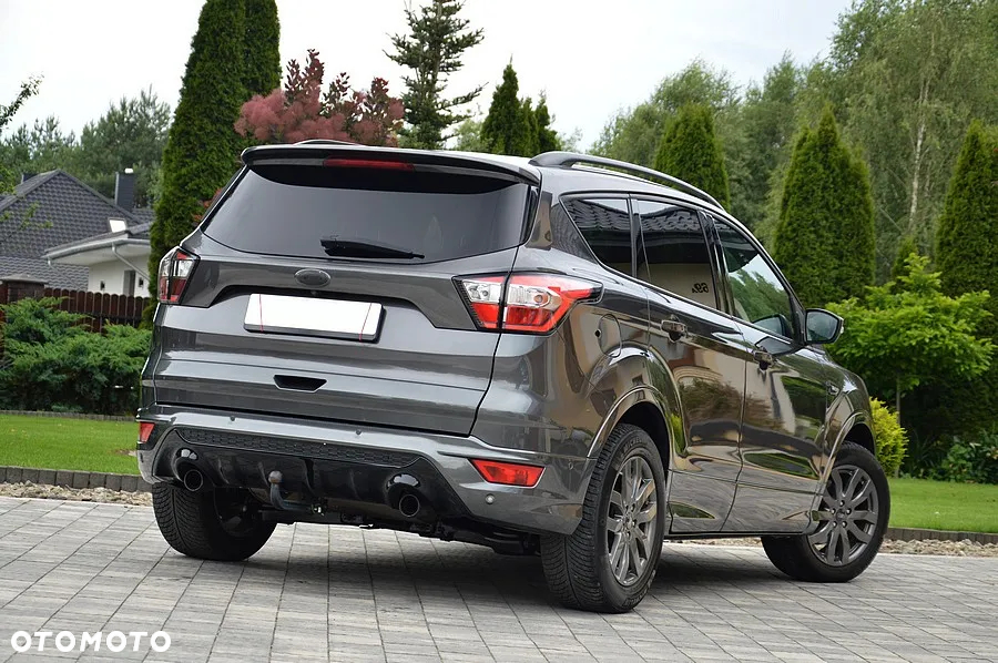 Ford Kuga 1.5 EcoBoost 2x4 ST-Line - 14