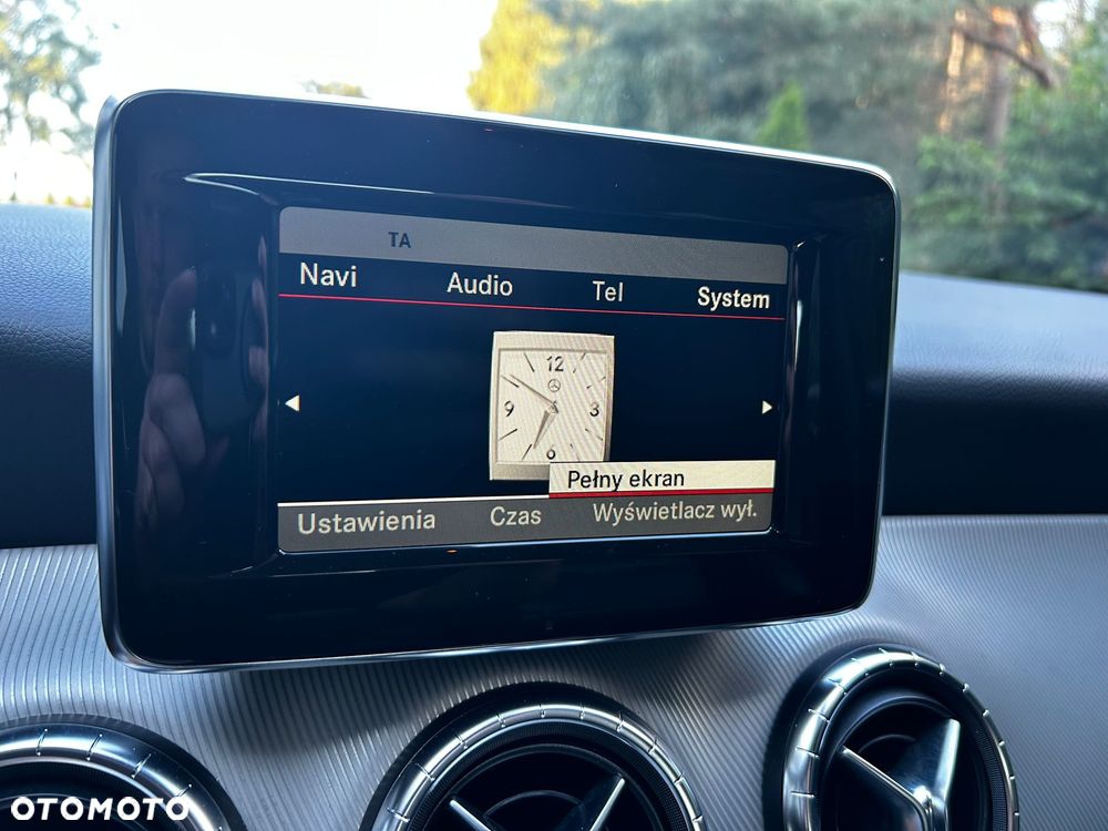 Mercedes-Benz CLA 250 7G-DCT - 26