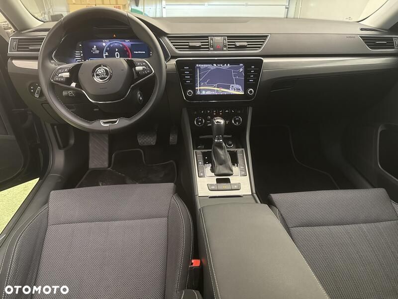 Skoda Superb 2.0 TDI SCR Style DSG - 23