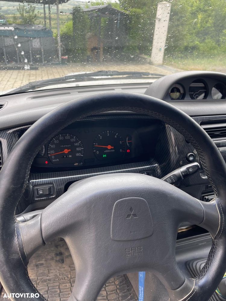 Mitsubishi L200 - 6