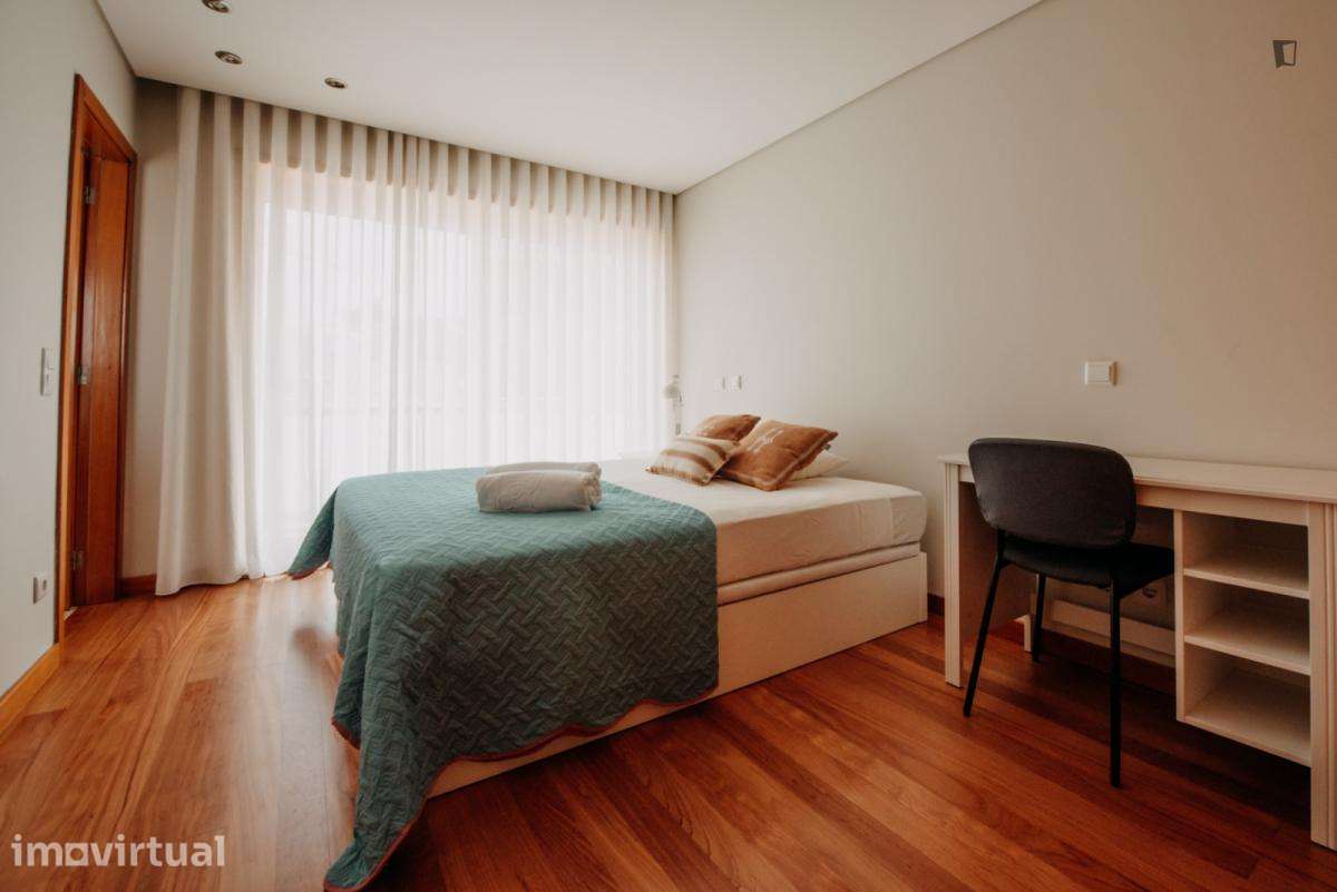 Apartamento com 2 quartos - localizado em Matosinhos Porto - Grande imagem: 4/38