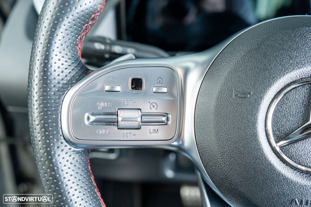 Mercedes-Benz EQA 350 4Matic AMG Line - 23