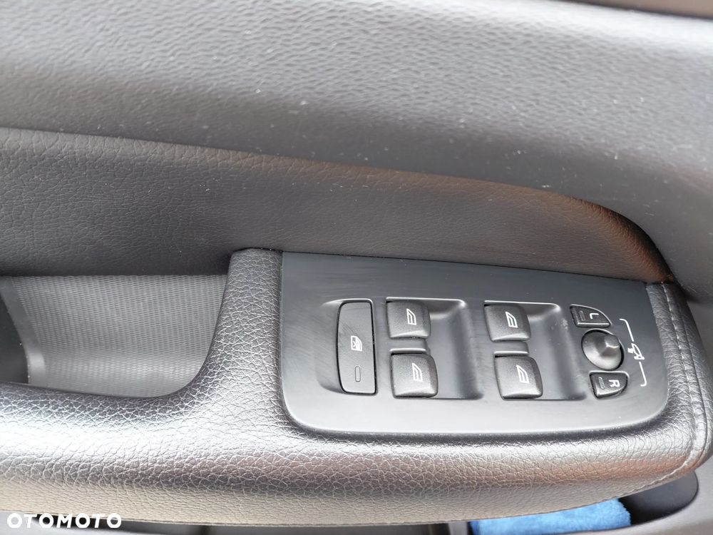 Volvo XC 60 D3 Momentum Pro - 12