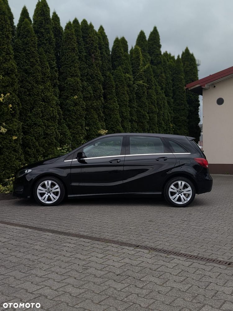 Mercedes-Benz Klasa B 180 Edition - 5
