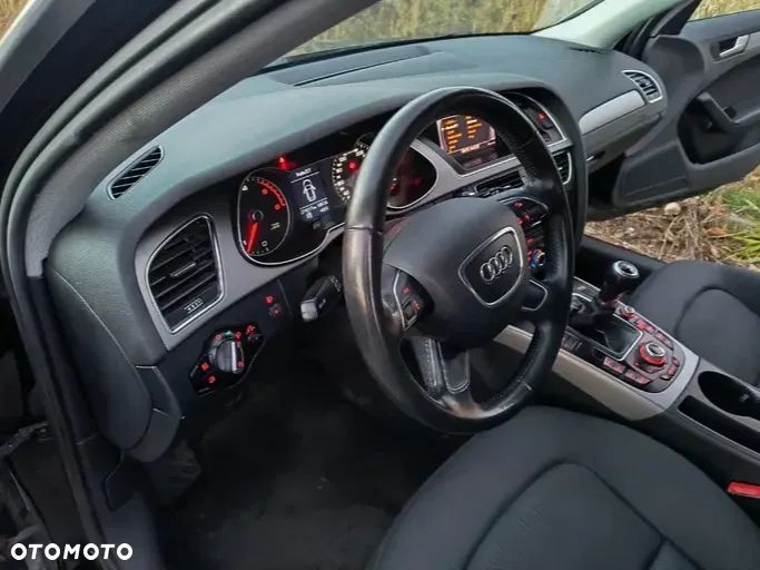 Audi A4 Avant 2.0 TDI DPF Ambiente - 11