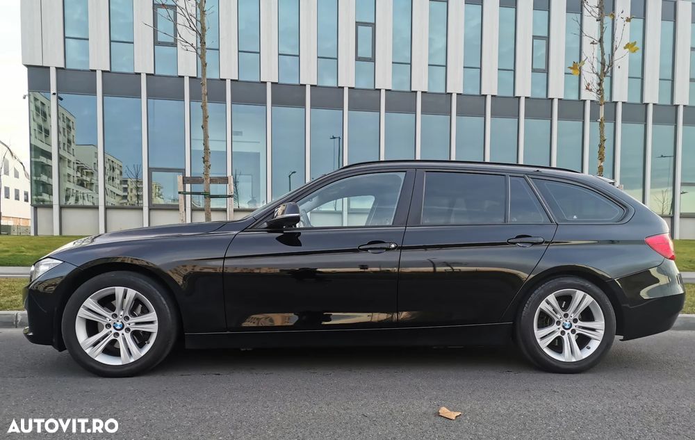 BMW Seria 3 320d Sport-Aut. Blue Performance Sport Line - 2