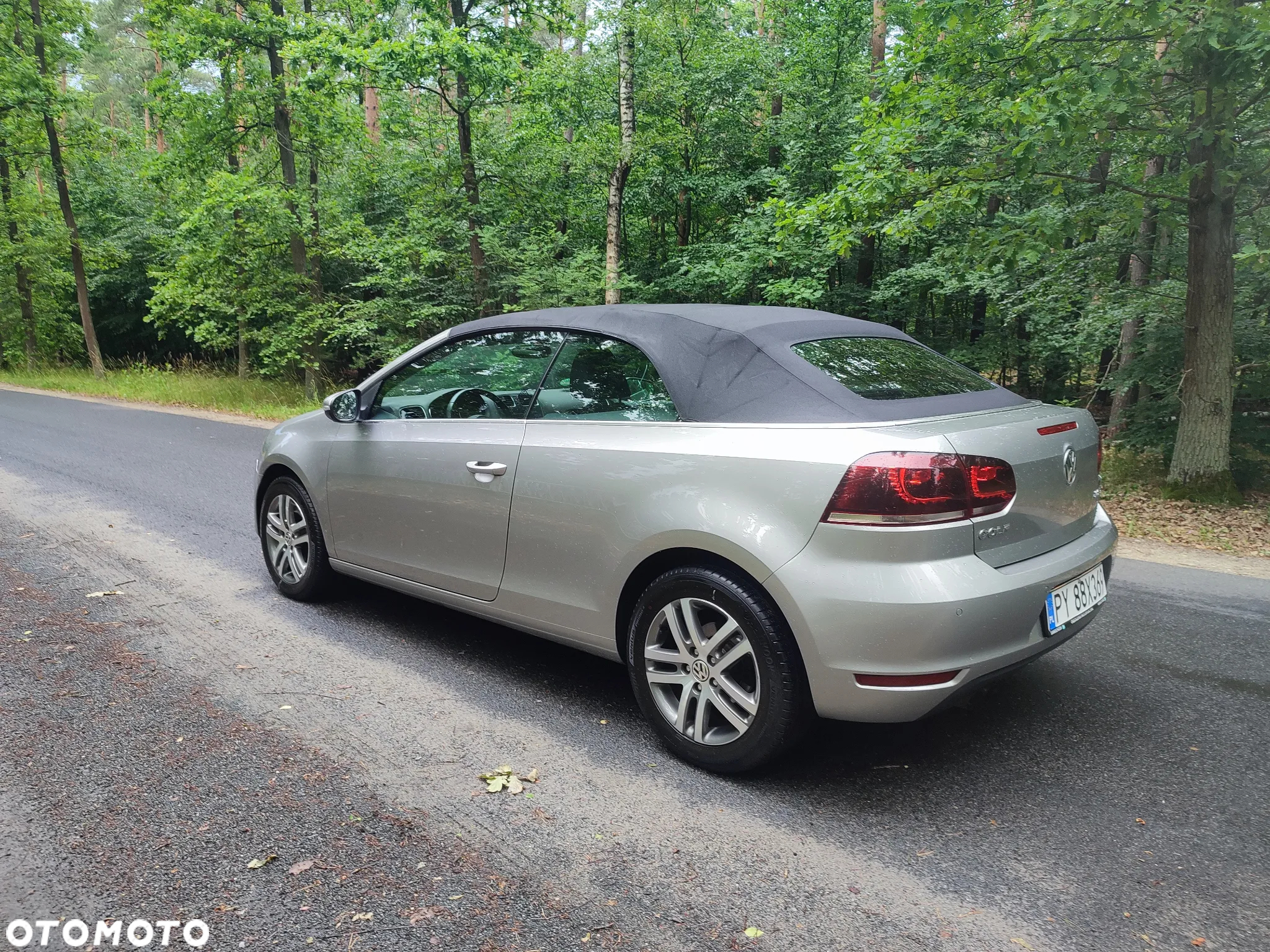 Volkswagen Golf Cabrio 2.0 TDI BlueMotion Technology Cup - 5