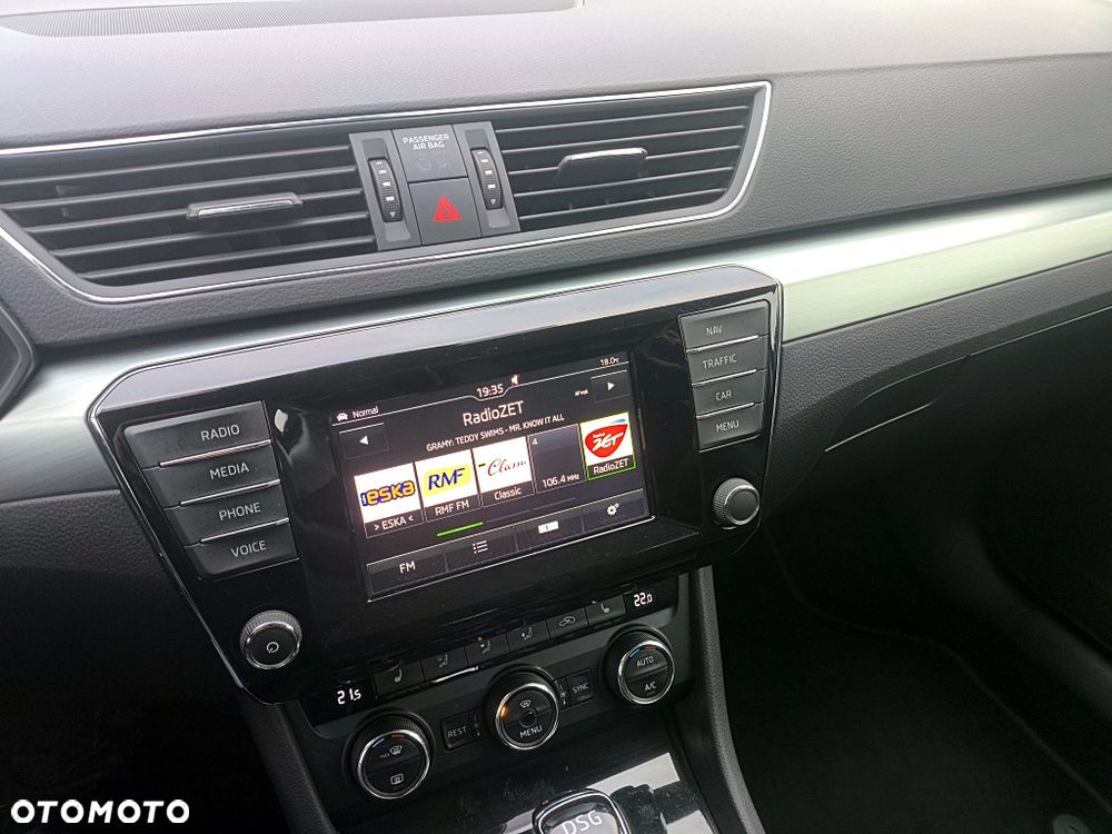 Skoda Superb 2.0 TDI DSG Premium Edition - 34