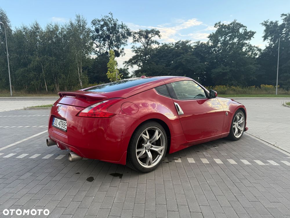 Nissan 370 Z - 4