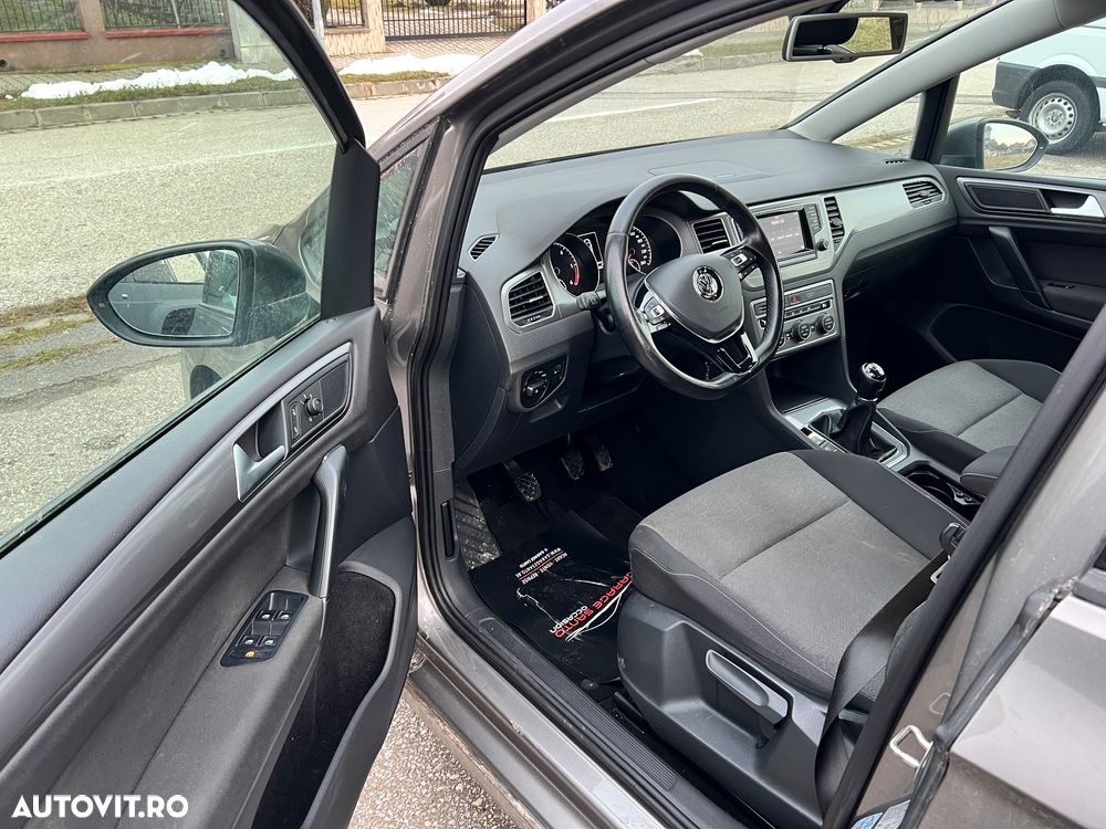 Volkswagen Golf 1.6 TDI (BlueMotion Technology) Trendline - 27