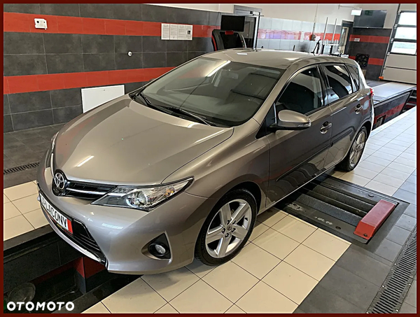 Toyota Auris 1.6 Dynamic