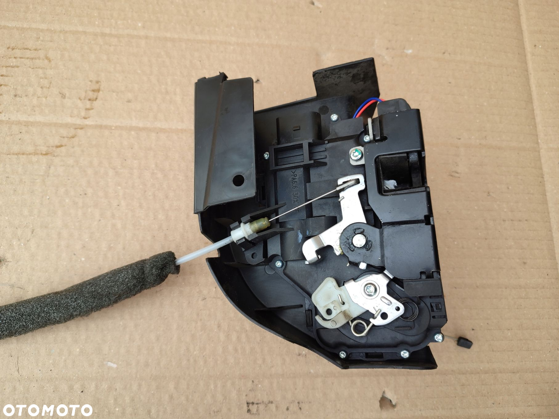 Zamek drzwi lewy przód kierowcy AUDI TT 8N CABRIO EUROPA 9PIN - 2