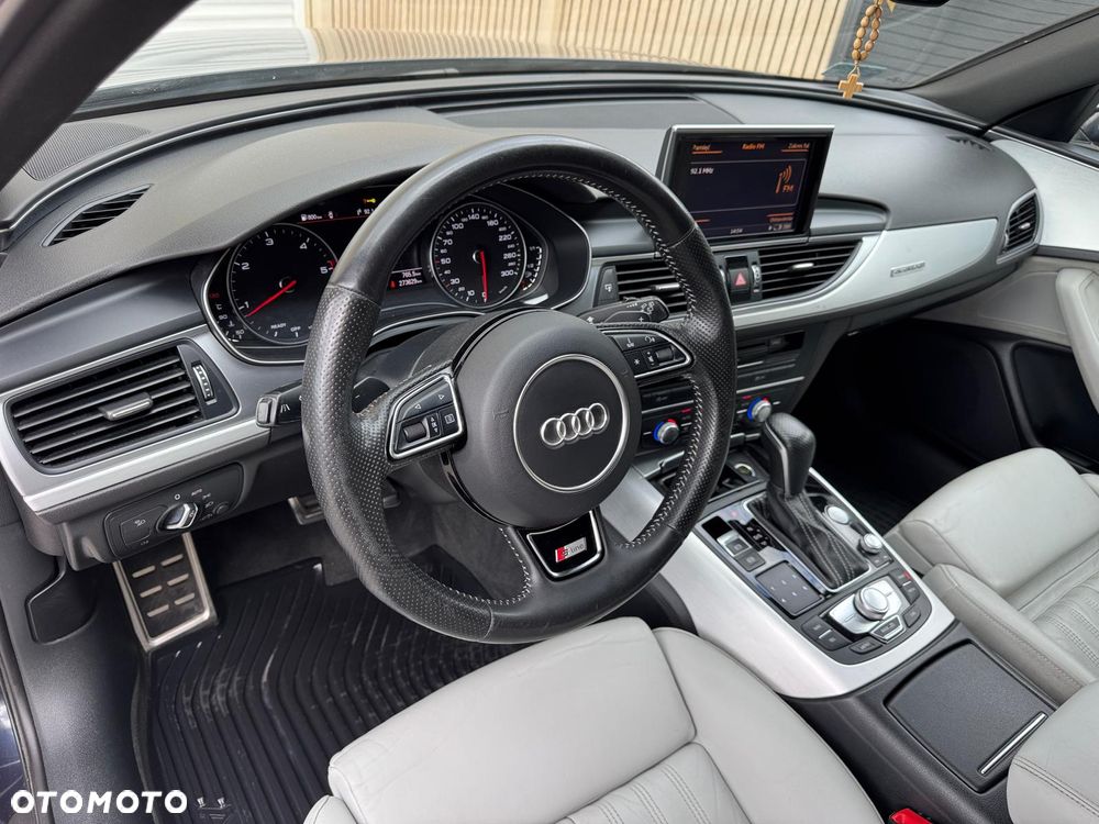 Audi A6 Avant 3.0 TDI quattro S tronic - 13