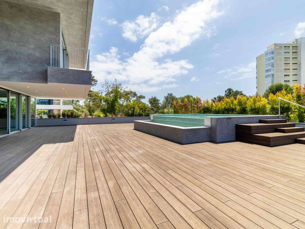 Penthouse T3, terraço, piscina e garagem, Condomínio com duas villa... - Grande imagem: 2/38