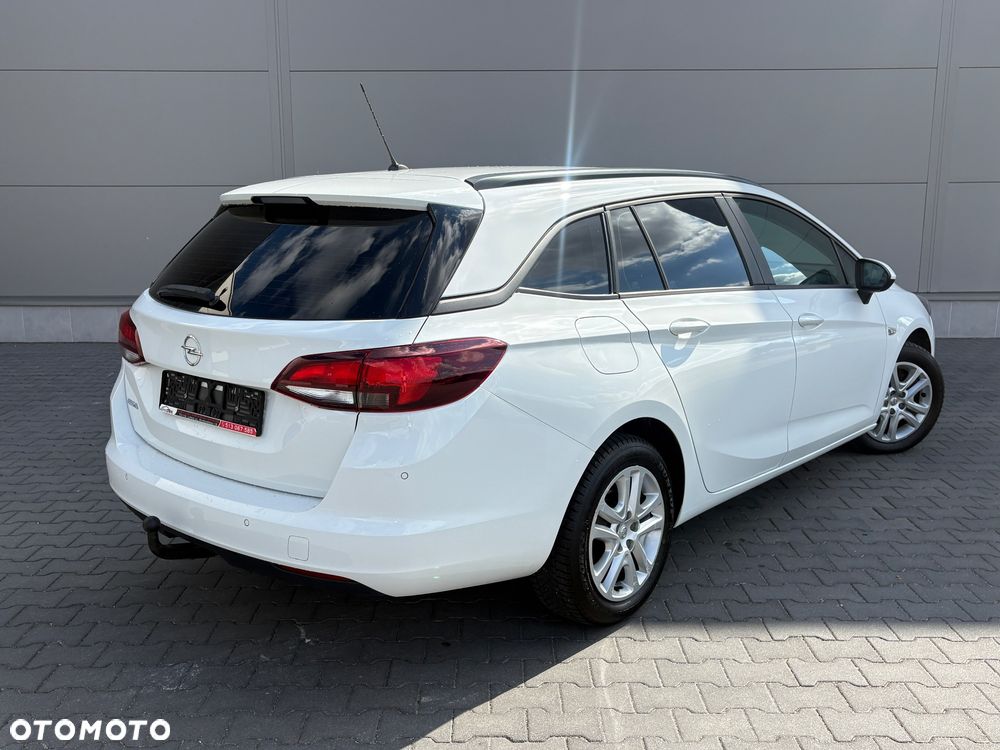 Opel Astra - 10