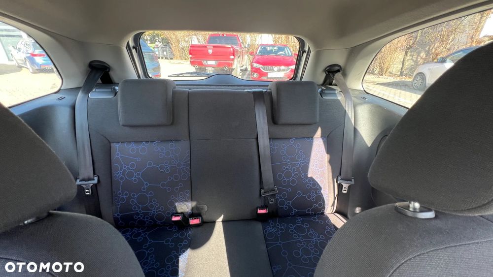 Ford Fiesta 1.3 Ambiente - 9