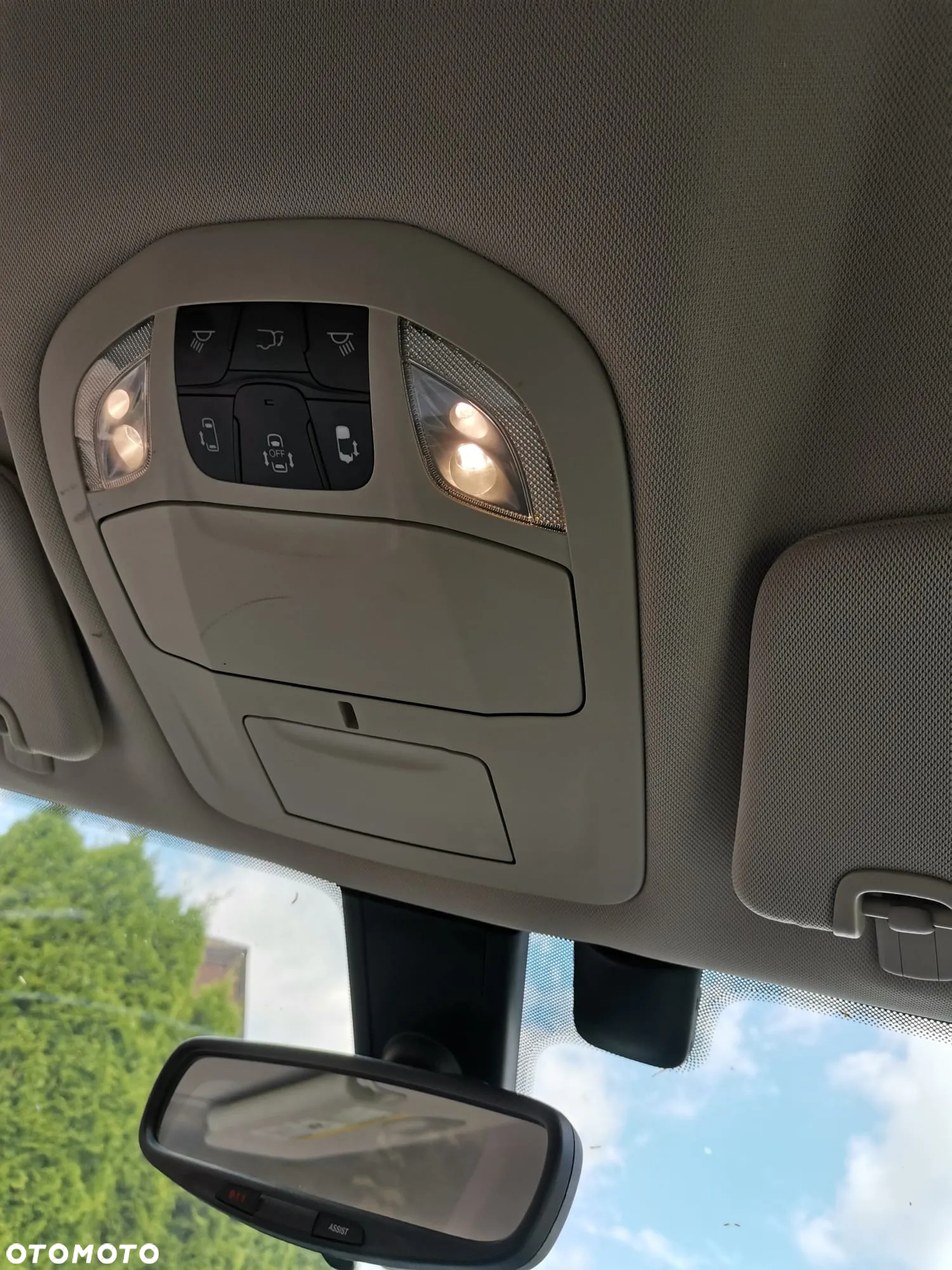 Chrysler Pacifica - 14