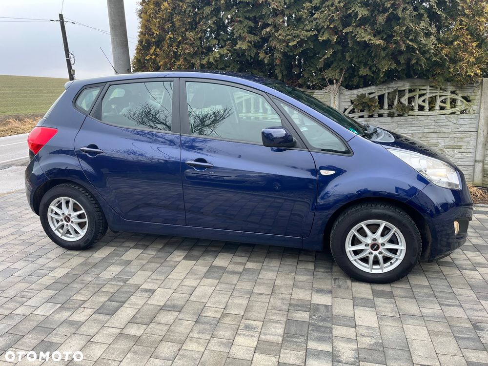 Kia Venga 1.4 CVVT Vision - 10