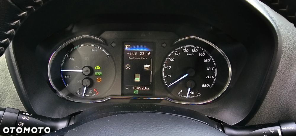 Toyota Yaris Hybrid 100 Premium EU6 - 32